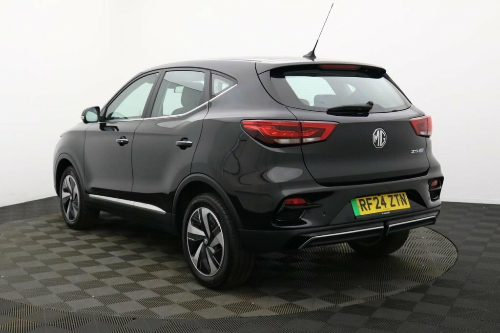 MG ZS Suv RF24ZTN Black #6