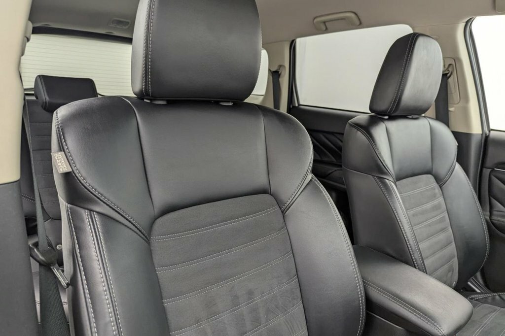 Mitsubishi Outlander 2.4H Twinmotor 13.8Kwh 4Hs Suv Plug In Grey #13