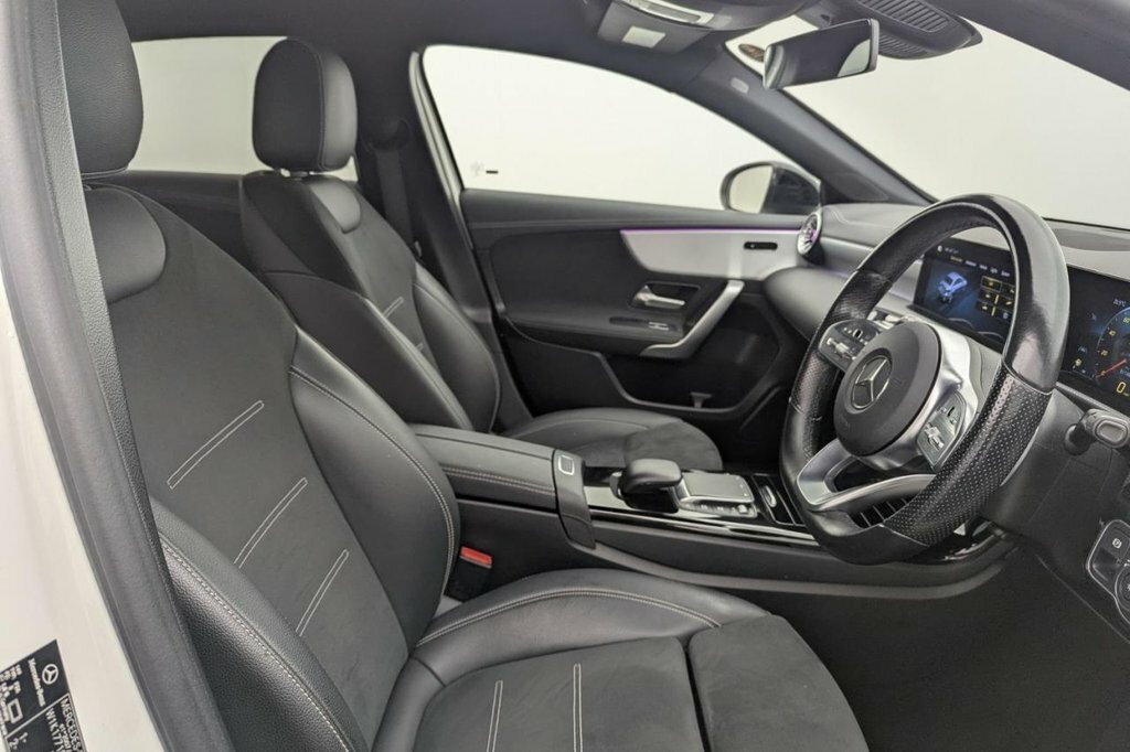 Mercedes-Benz A Class 1.3L Amg Line Edition White #3
