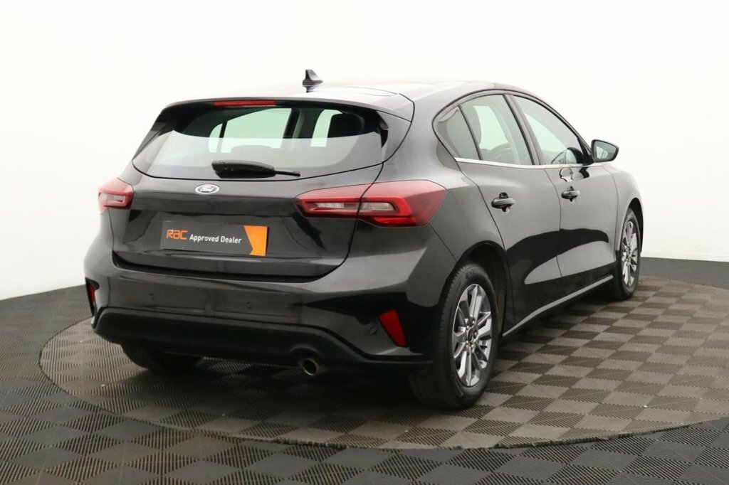 Ford Focus 1L Titanium YC23CXS Black #4