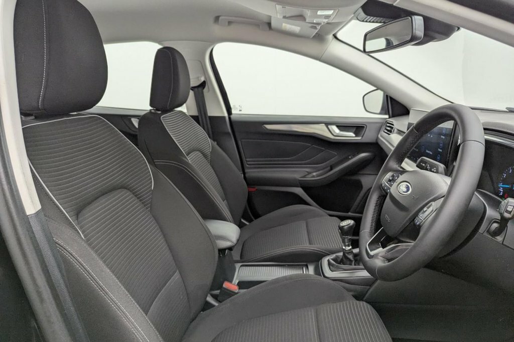 Ford Focus 1L Titanium YC23CXS Black #3