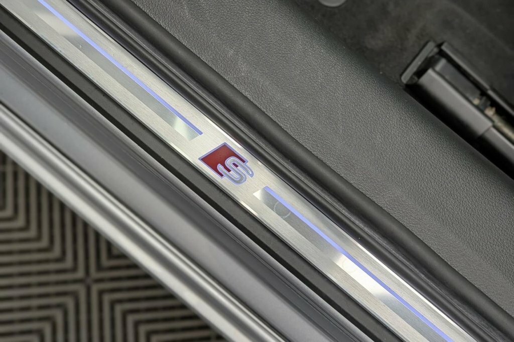 Audi A6 Saloon Tdi S Line Silver #25