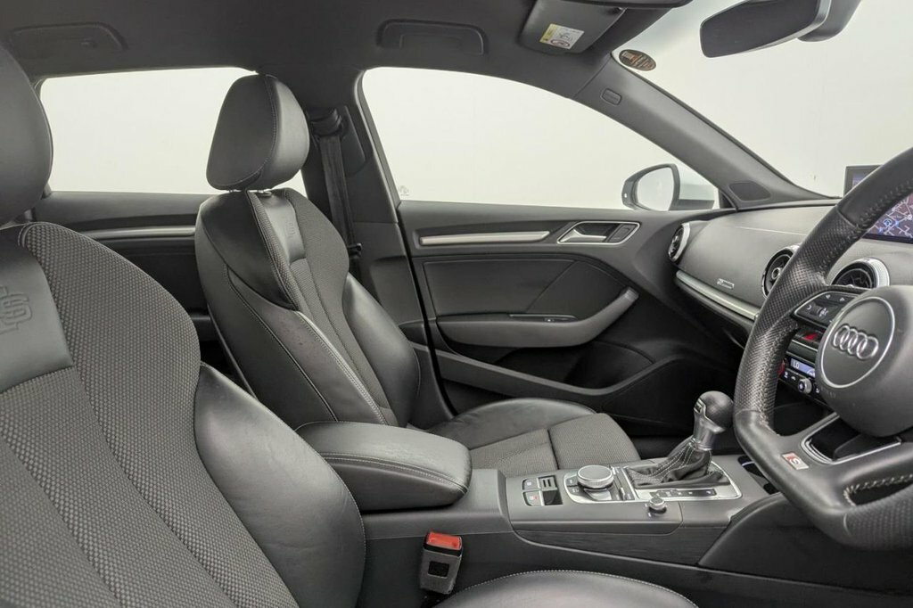 Audi A3 1.5L S Line White #3