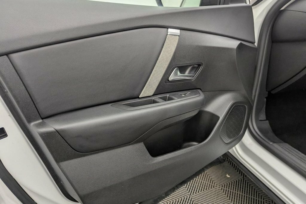 Citroen C4 C4 Sense Puretech Ss White #25