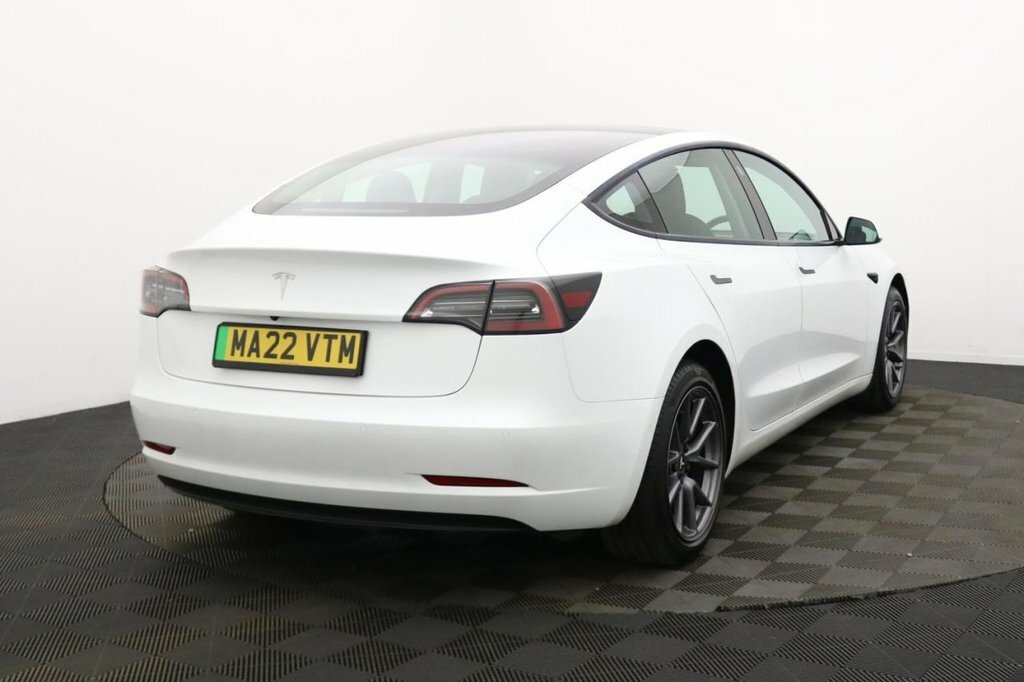 Tesla Model 3 Saloon White #3