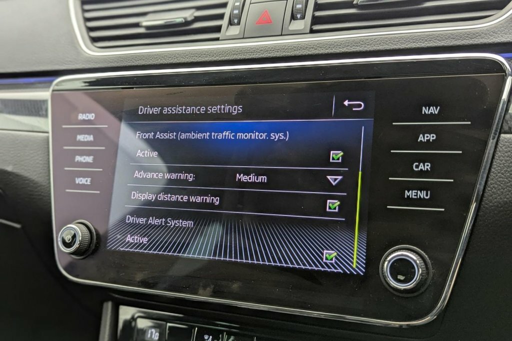 Skoda Superb Se Technology Tdi Dsg Grey #27