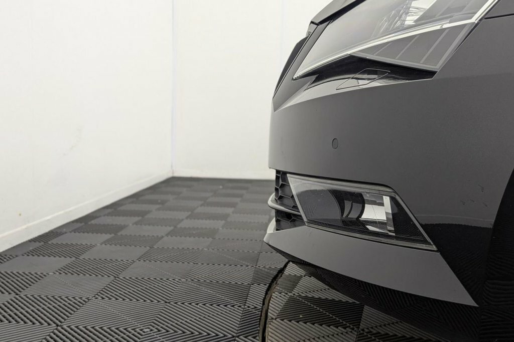 Skoda Superb Se Technology Tdi Dsg Grey #45
