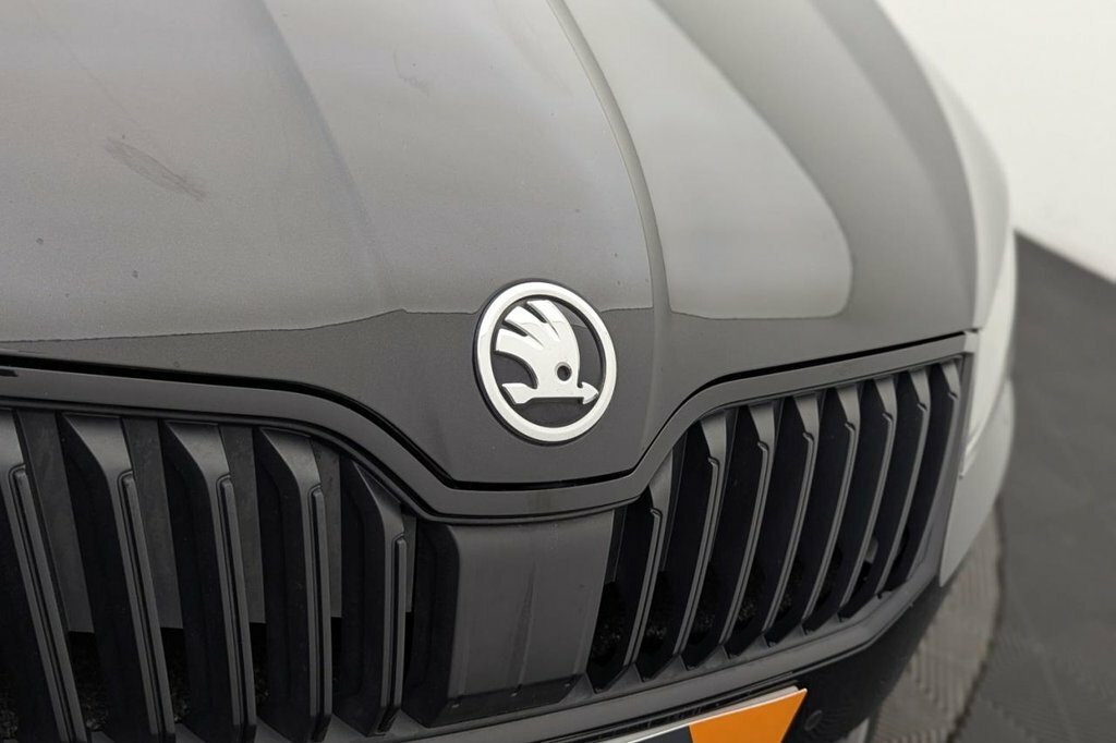 Skoda Superb Se Technology Tdi Dsg Grey #42
