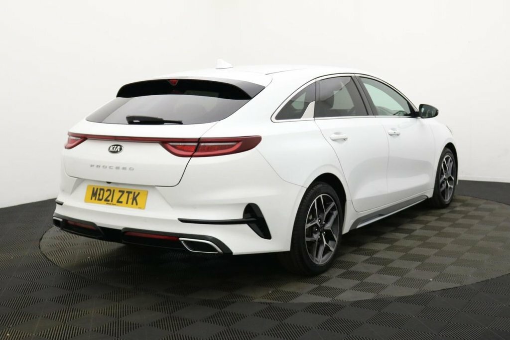 Kia Proceed 1.5L Gt-line White #4