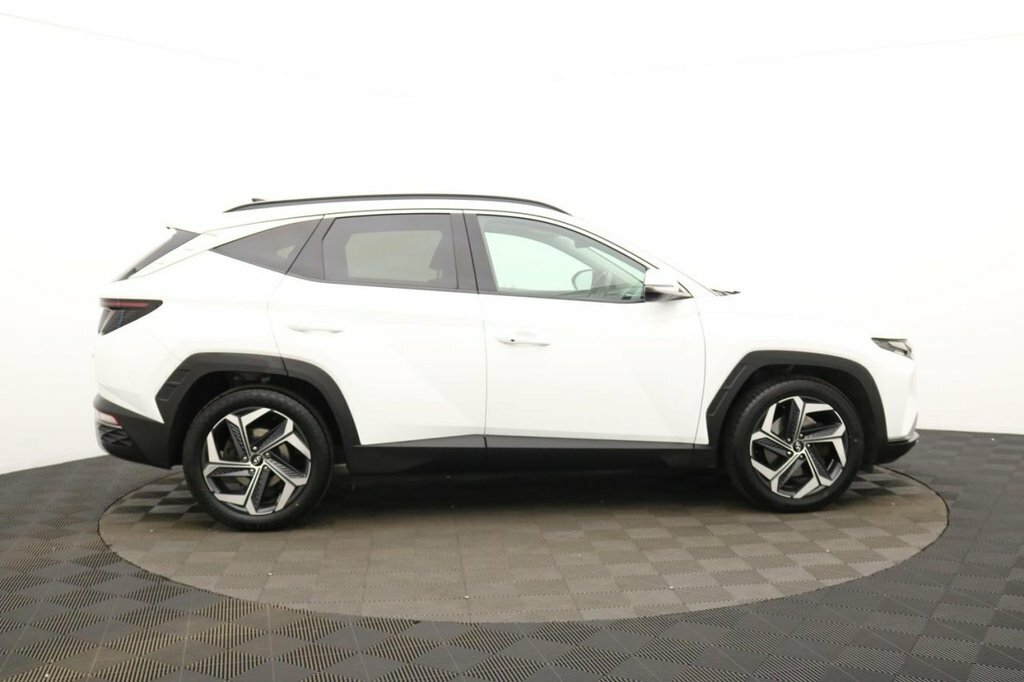 Hyundai Tucson 1.6L Ultimate White #2