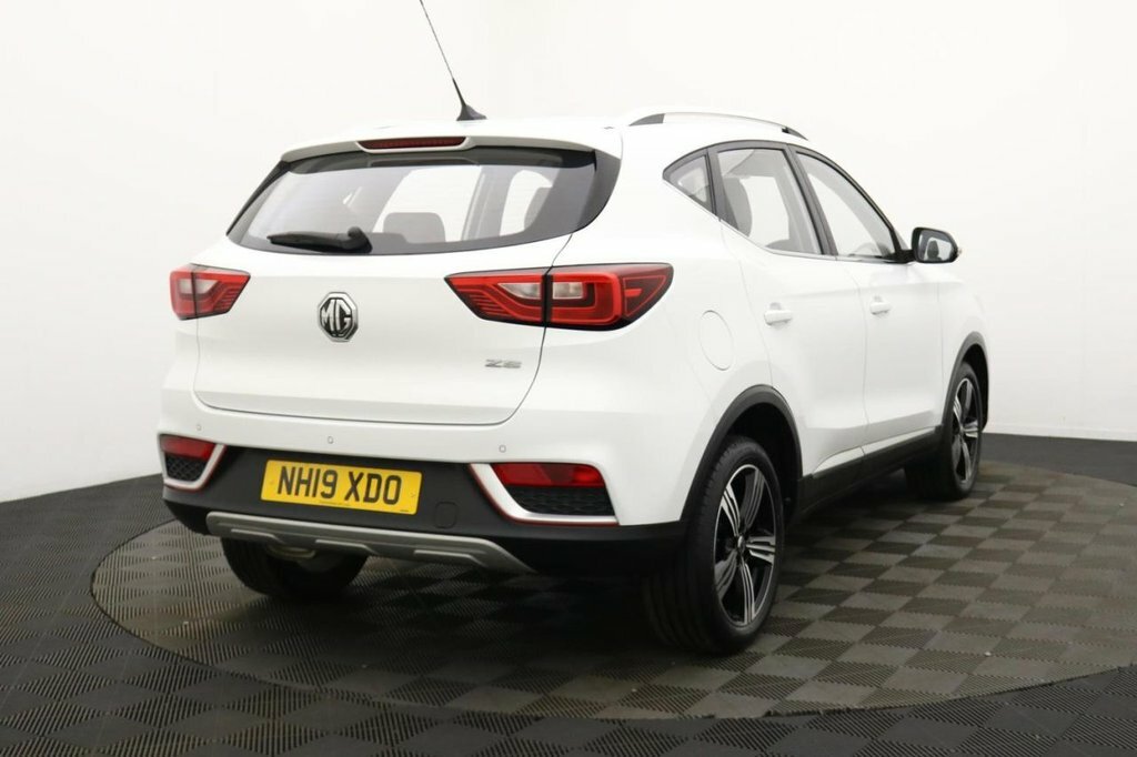 MG ZS 1.5L Limited Edition White #4