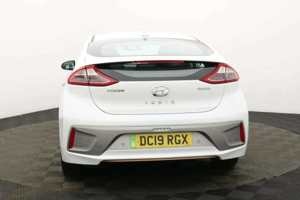 Hyundai Ioniq Ioniq Premium Se Bev White #5