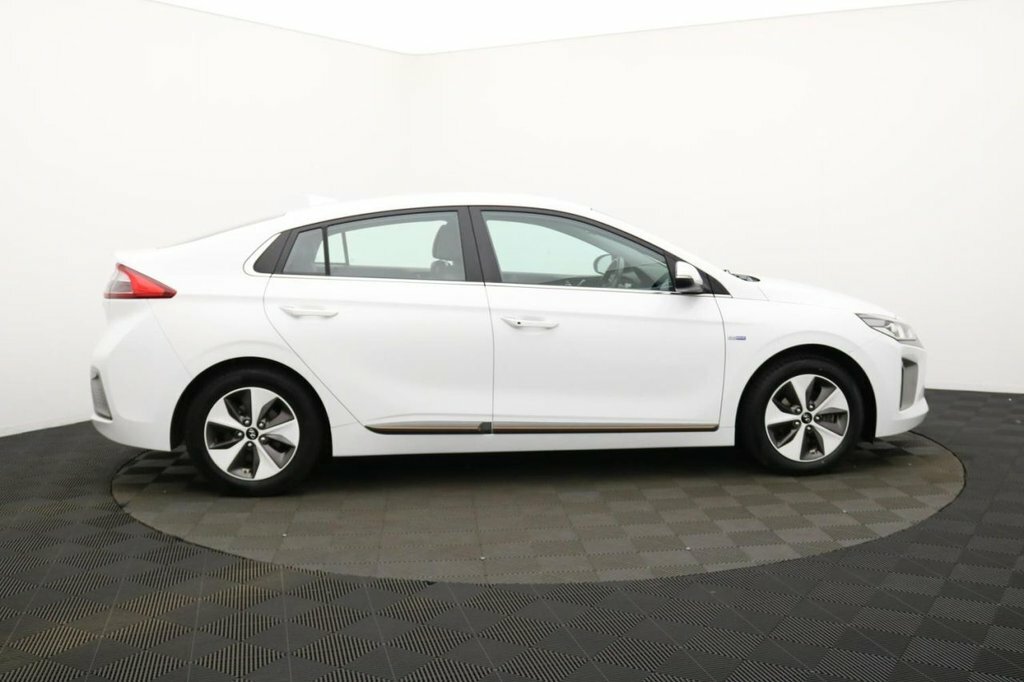Hyundai Ioniq Ioniq Premium Se Bev White #2
