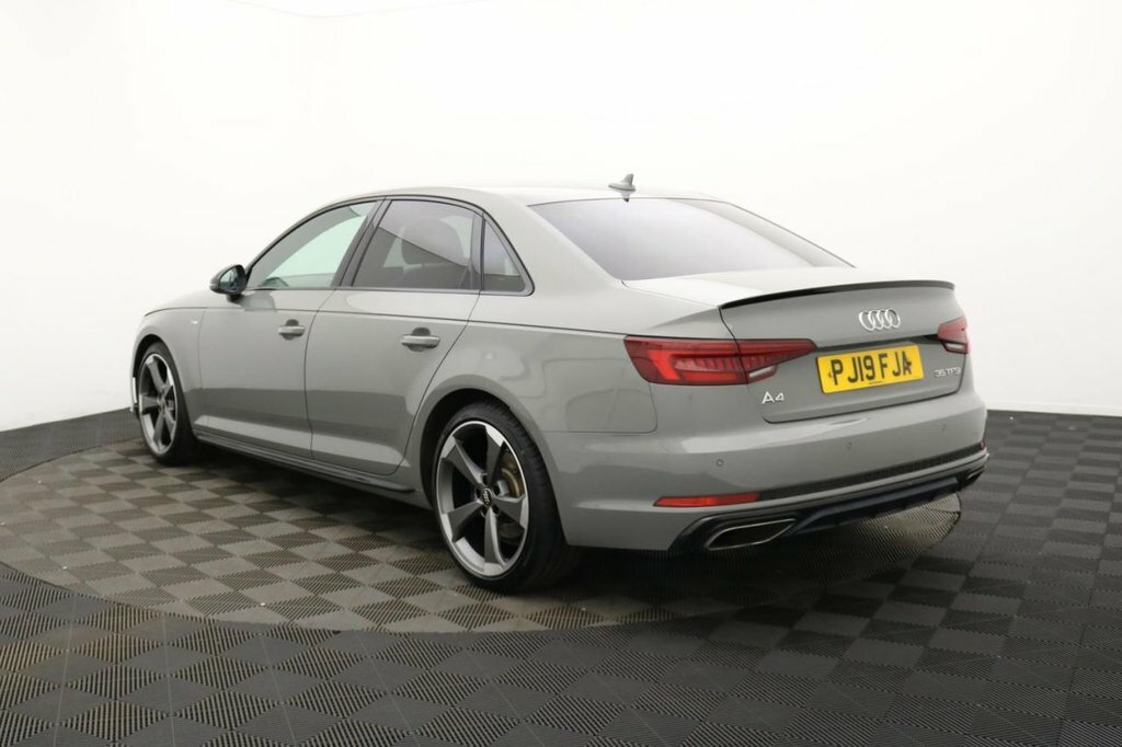 Audi A4 2L Black Edition Grey #5