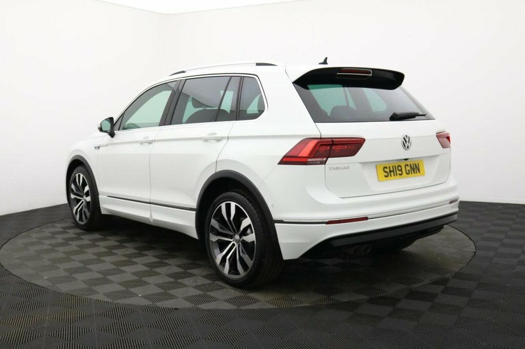 Volkswagen Tiguan 2L R-line Tech SH19GNN White #6