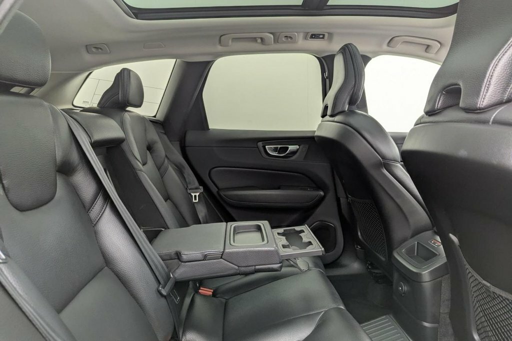 Volvo XC60 2021 70 2.0 #15