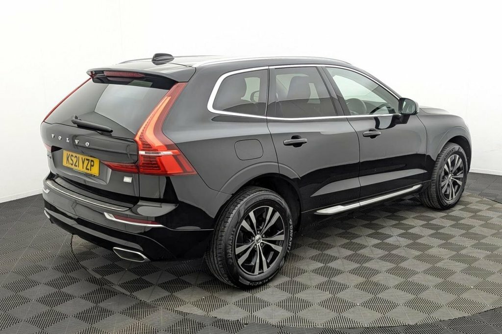 Volvo XC60 2021 70 2.0 #50