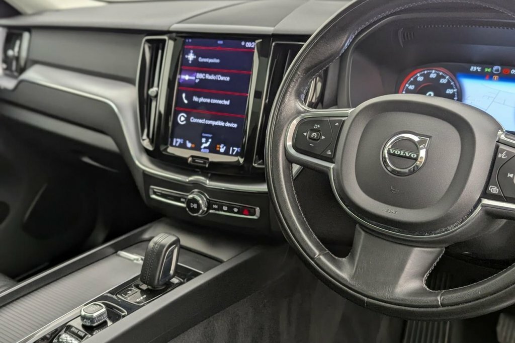 Volvo XC60 2021 70 2.0 #36