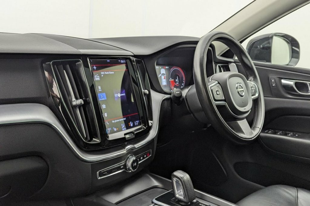 Volvo XC60 2021 70 2.0 #26