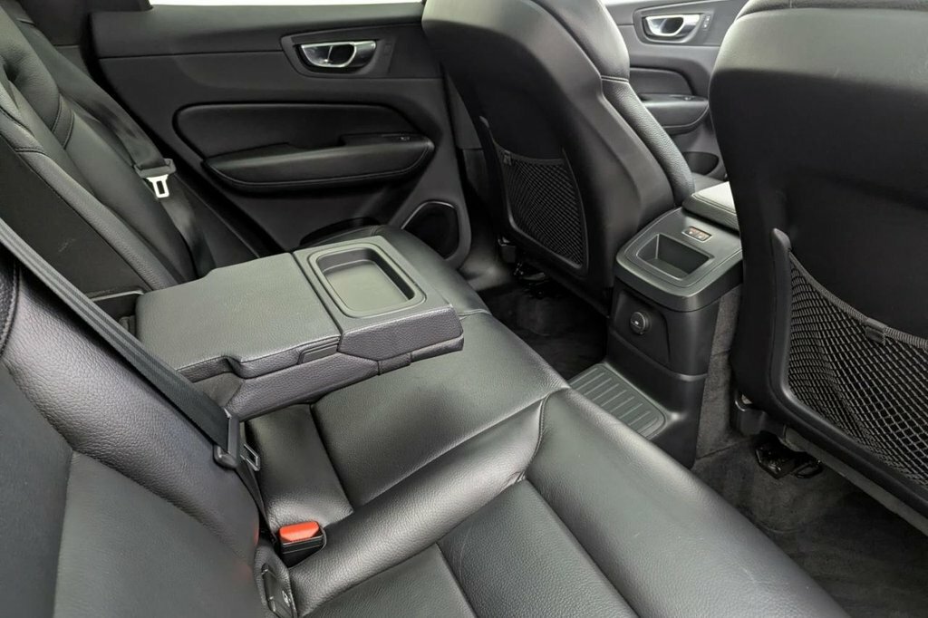 Volvo XC60 2021 70 2.0 #17
