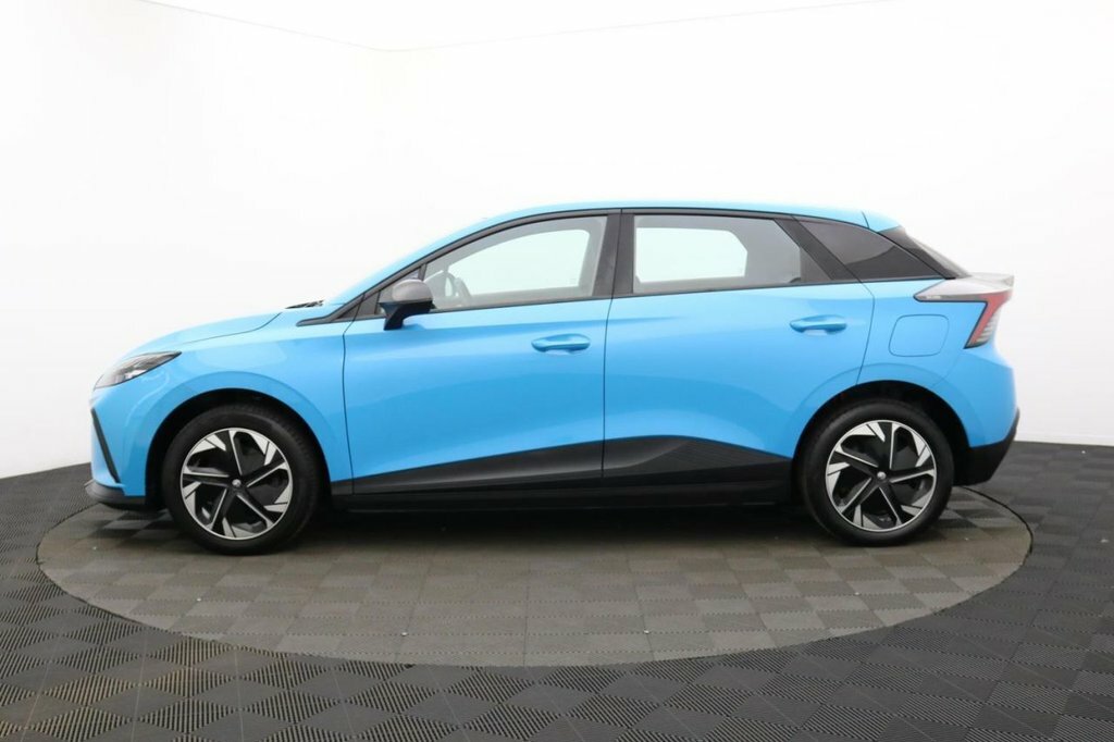 MG MG4 Hatchback Blue #6