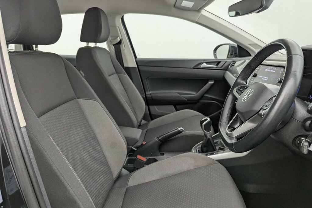 Volkswagen Taigo 1L Life Black #3