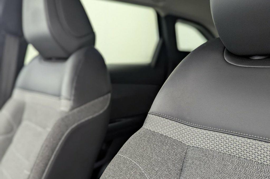 Citroen C5 X 1.2 Puretech 130 Sense Plus Eat8 Black #24