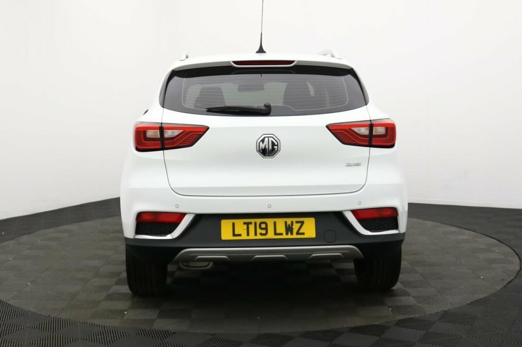 MG ZS 1L Exclusive White #5