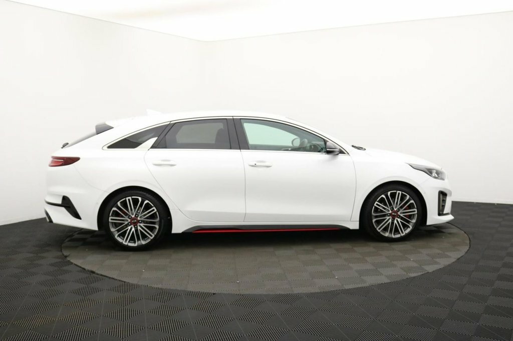 Kia Proceed 1.6L Gt White #2