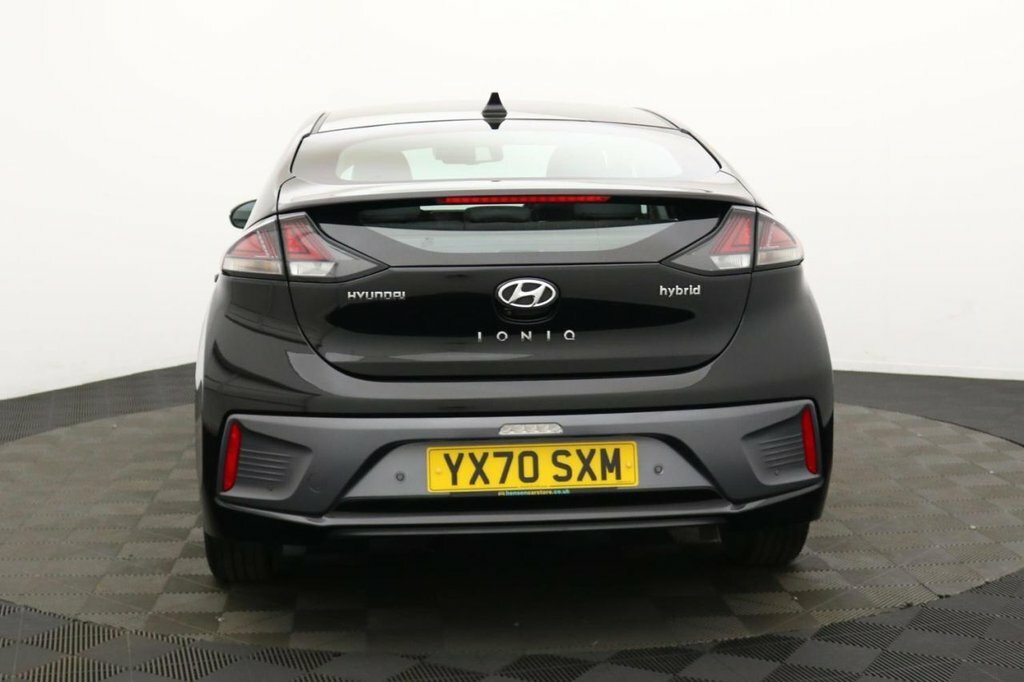 Hyundai Ioniq 1.6L Premium Black #5