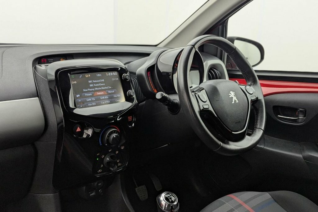 Peugeot 108 1.0 Active Top 68 Bhp Red #23