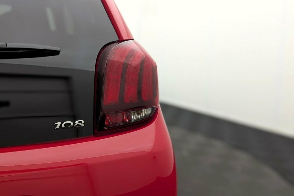 Peugeot 108 1.0 Active Top 68 Bhp Red #37