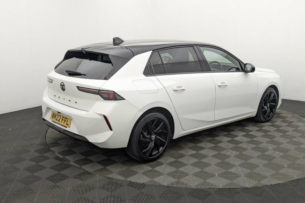 Vauxhall Astra 1.2 Turbo 145 Griffin Edition White #47