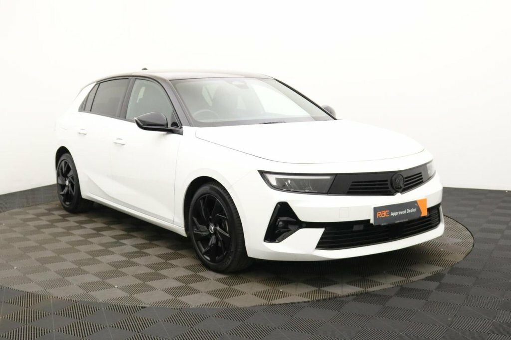 Vauxhall Astra 1.2 Turbo 145 Griffin Edition White #10