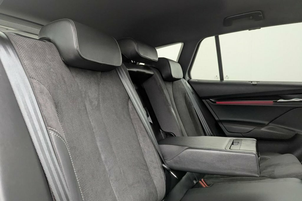Skoda ENYAQ E 286Ps 85 Edition Red #16