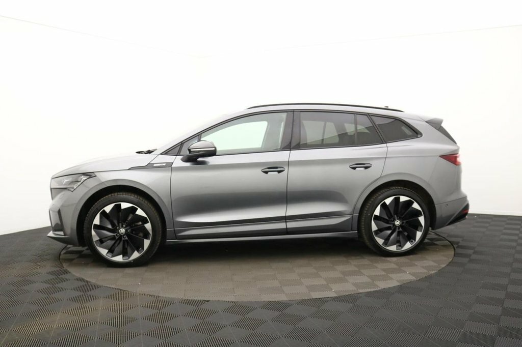 Skoda ENYAQ E 286Ps 85 Edition Red #7