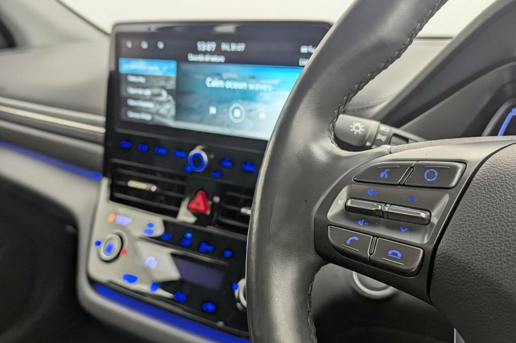 Hyundai Ioniq Hatchback Blue #11