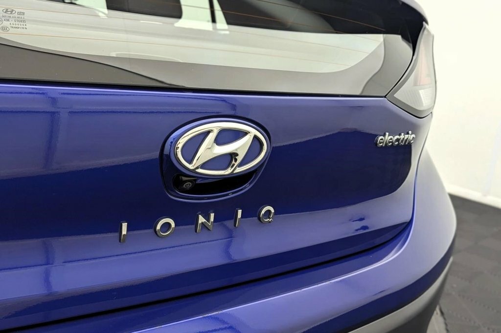 Hyundai Ioniq Hatchback Blue #53