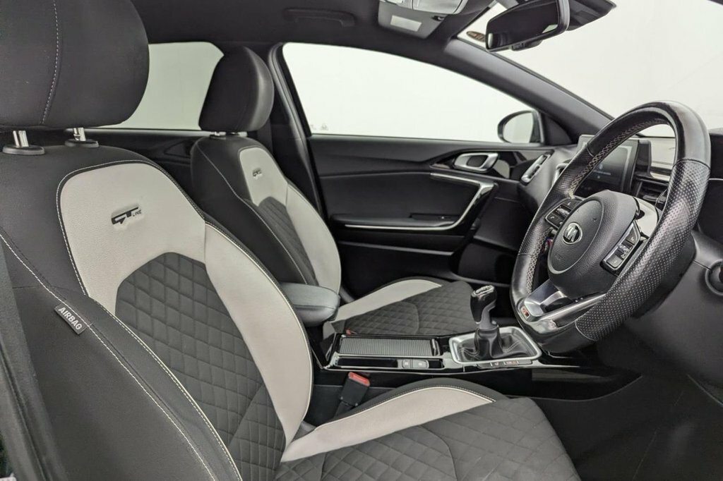 Kia Proceed 1.6L Gt-line Black #3