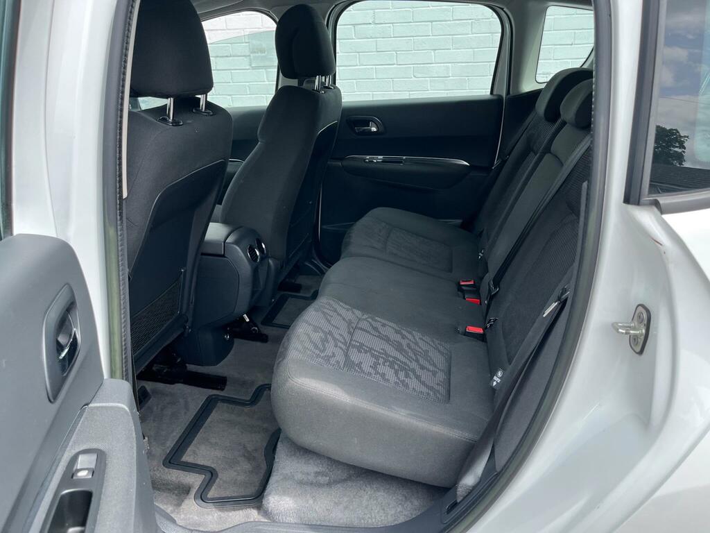 Peugeot 3008 Suv 1.6 White #9