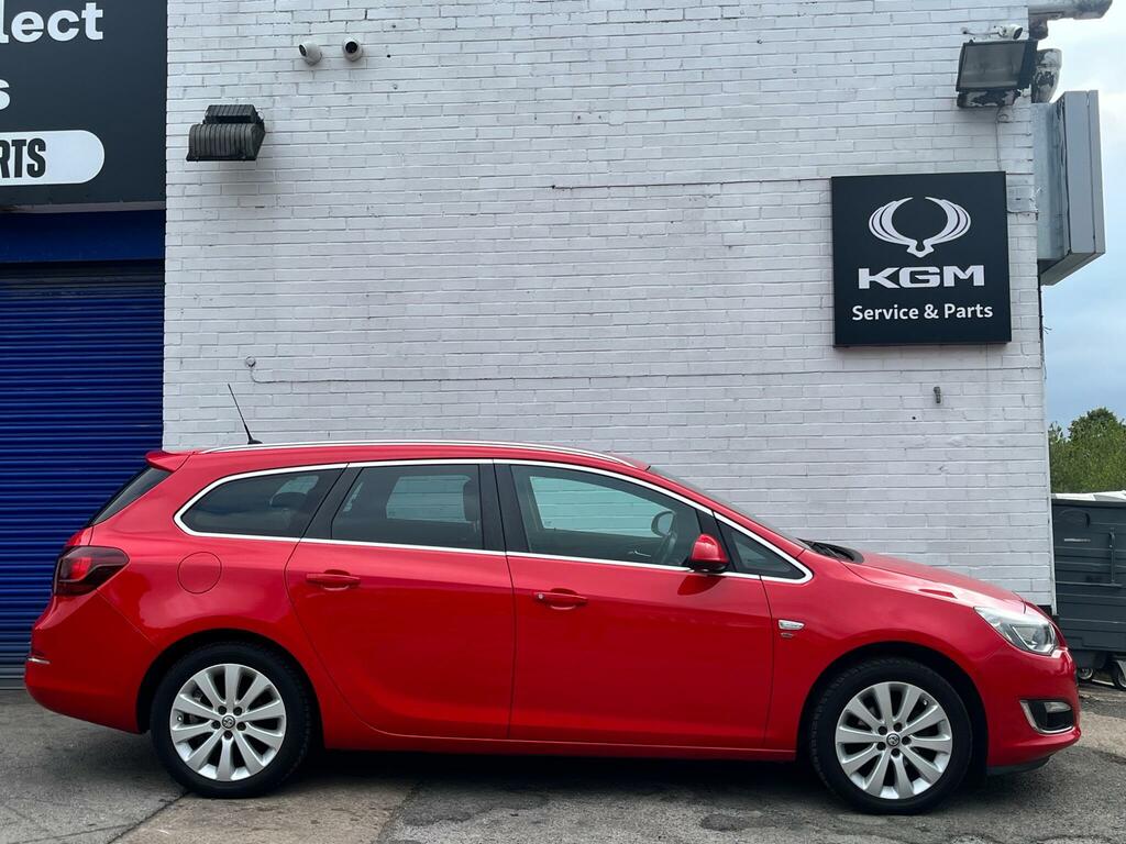 Vauxhall Astra 1.6 16V Elite Sports Tourer Euro 5 Red #4