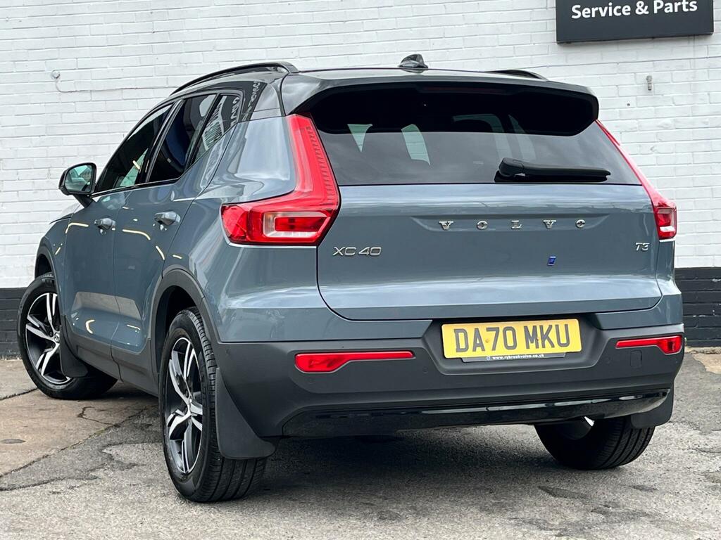Volvo XC40 1.5 T3 R-design Euro 6 Ss Grey #3