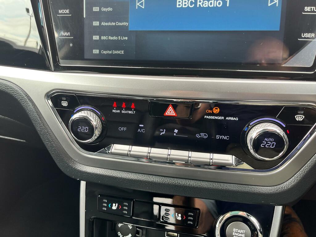 SsangYong Korando Ventura Red #22