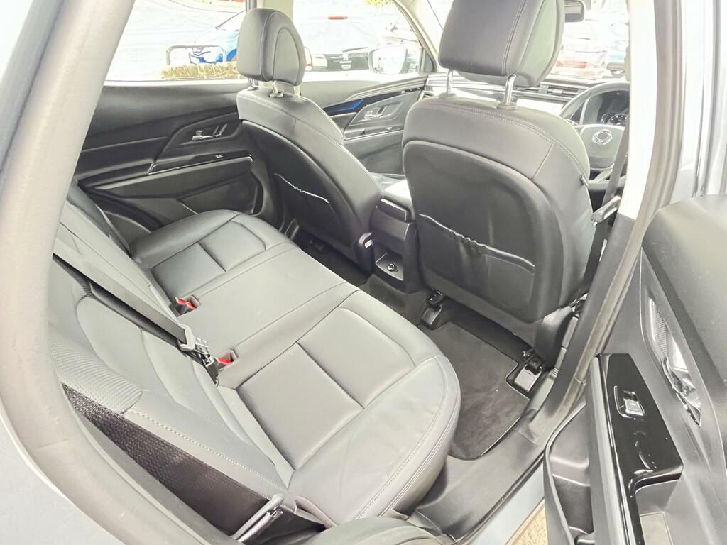 SsangYong Korando Ventura Red #9