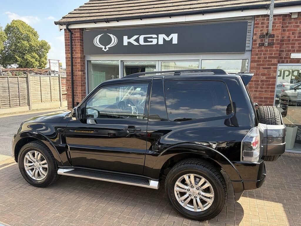 Mitsubishi Shogun 3.2 Di-dc Sg2 Suv 4Wd L1 207 G Black #6