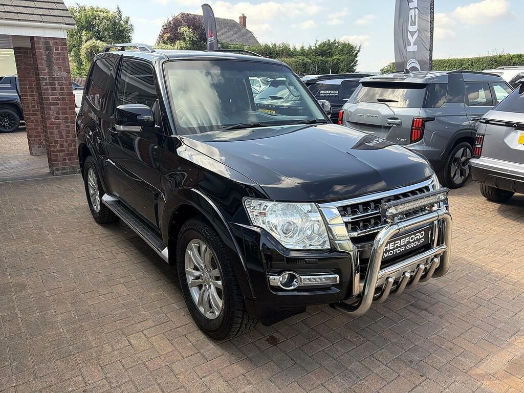 Mitsubishi Shogun 3.2 Di-dc Sg2 Suv 4Wd L1 207 G Black #3