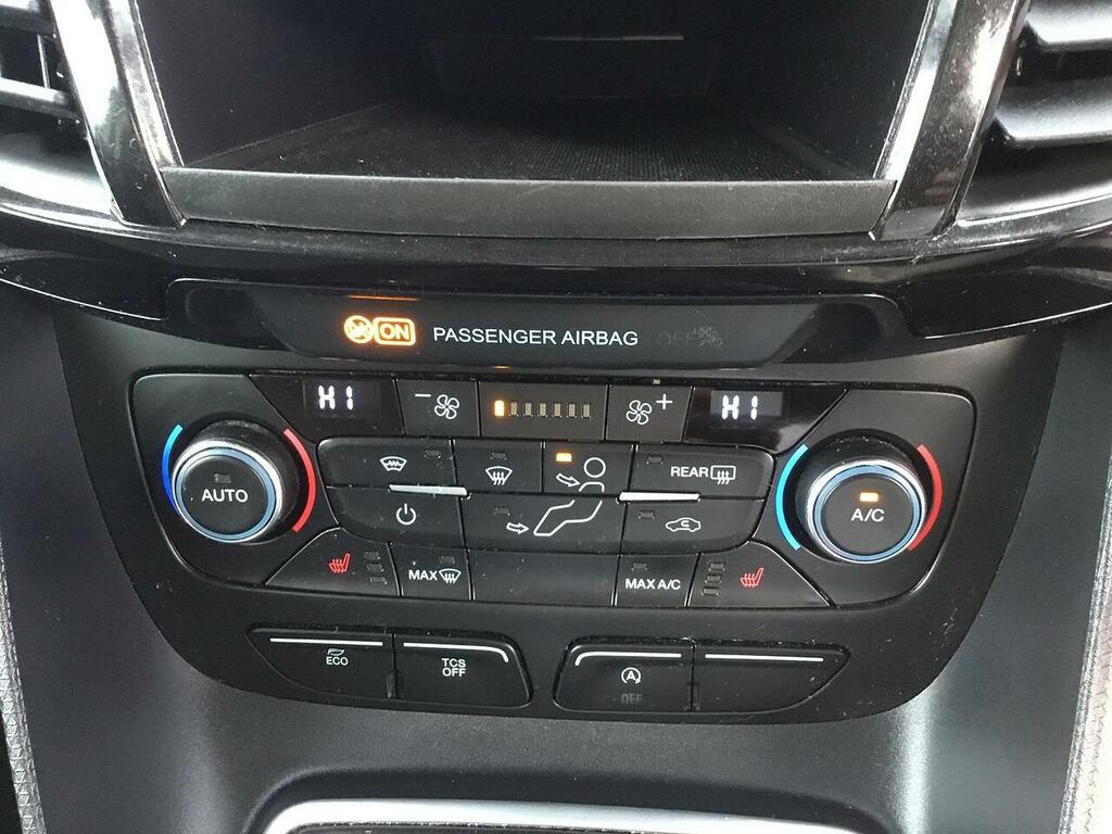 Ford Grand Tourneo Connect 1.5L Titanium Green #30