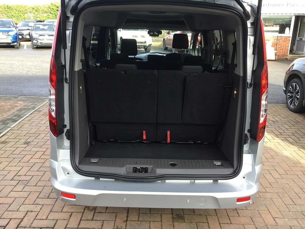 Ford Grand Tourneo Connect 1.5L Titanium Green #13