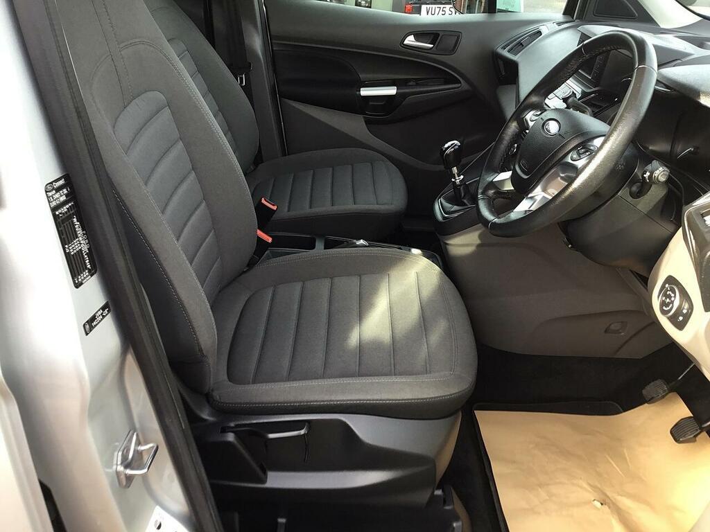 Ford Grand Tourneo Connect 1.5L Titanium Green #27