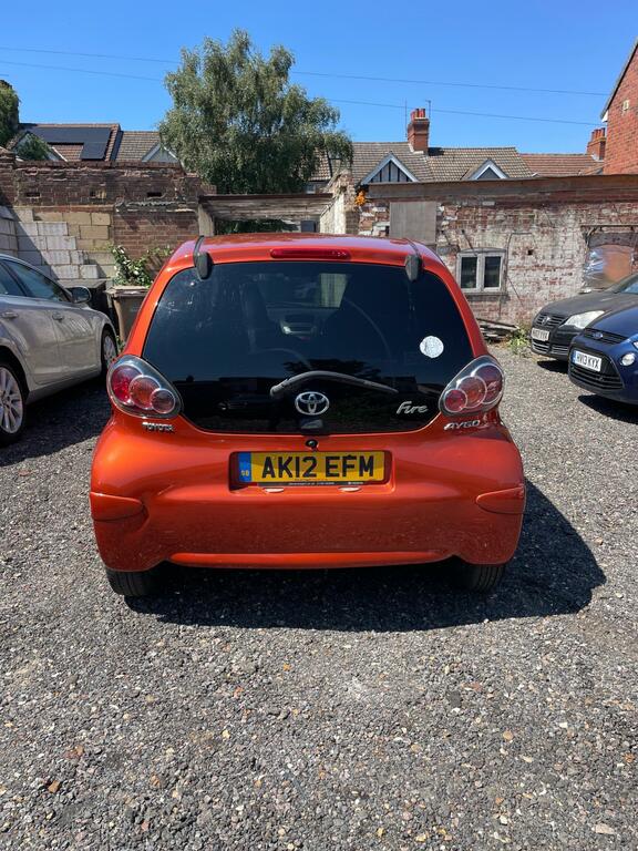 Toyota Aygo 1.0 Vvt-i Fire Euro 5 AK12EFM Red #6